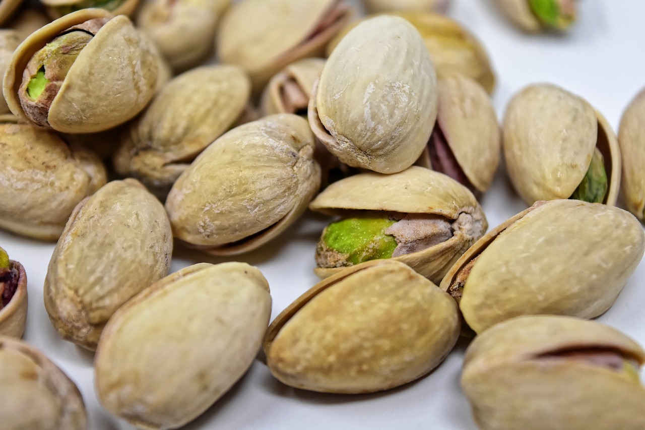 Storing and Preserving Fresh Nuts